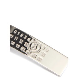 'Numeric' hair clip