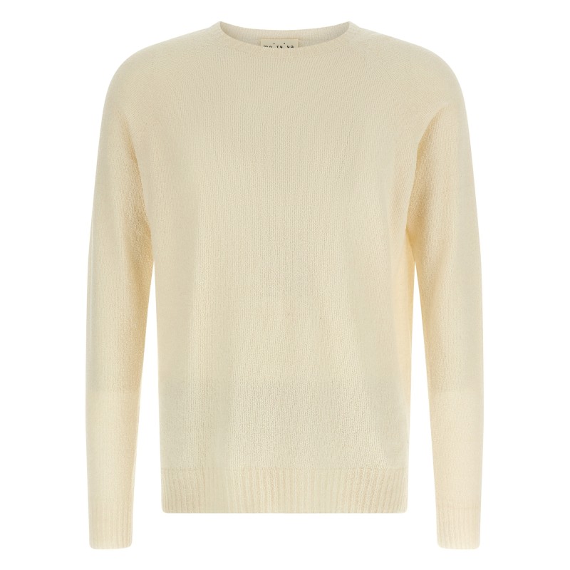 Spongy effect sweater