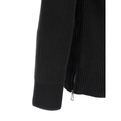 Zip sweater