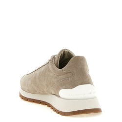'Runners' sneakers