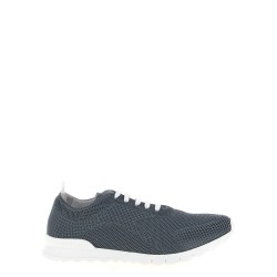'Fits' sneakers