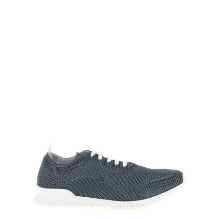 'Fits' sneakers