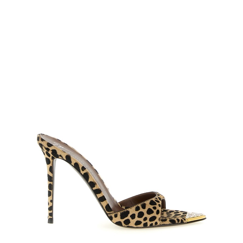 'Intriigo Savage' mules