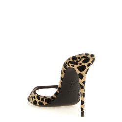 'Intriigo Savage' mules