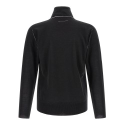 Turtleneck sweater with contrast stitching