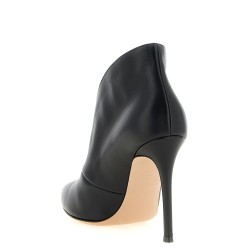 'Vamp' ankle boots
