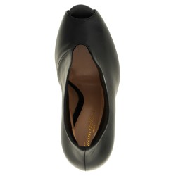 'Vamp' ankle boots