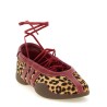 'Taekwondo Mei' ballet flats