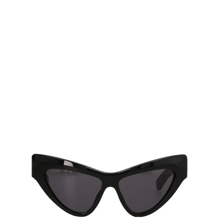 Cat eye sunglasses