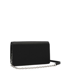 Four Stitches Wallet on Chain