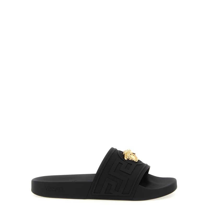 'La Medusa' slides