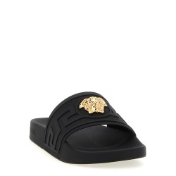 'La Medusa' slides