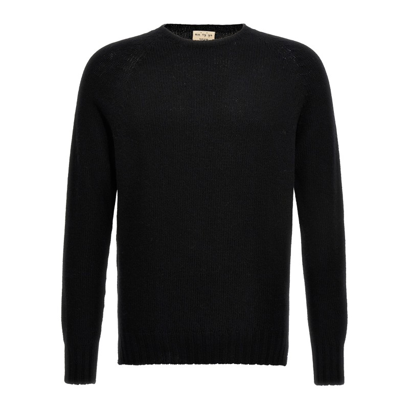 Cashmere sweater