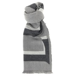 Double-sided scarf