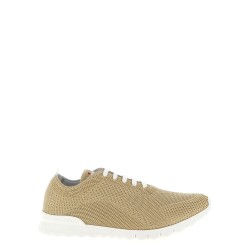 'Fits' sneakers