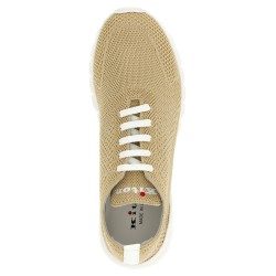 'Fits' sneakers