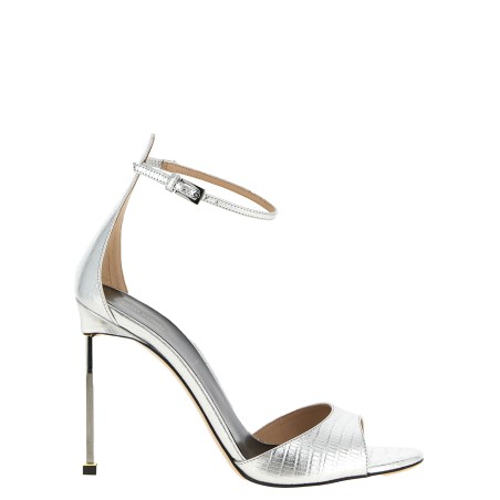 'Tejus' sandals