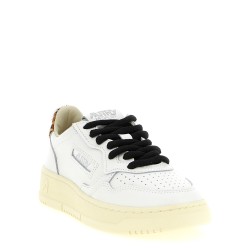 'Medalist Low' sneakers