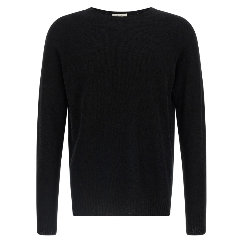 Spongy effect sweater