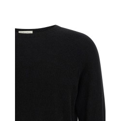 Spongy effect sweater