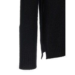 Spongy effect sweater