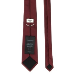 Silk tie