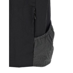 'NSE Tech' vest