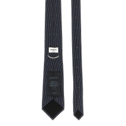 Polka dot tie