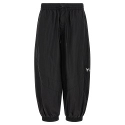Rough-edged joggers