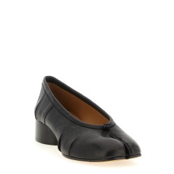 'Tabi' ballet flats