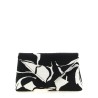 'Envelope' clutch