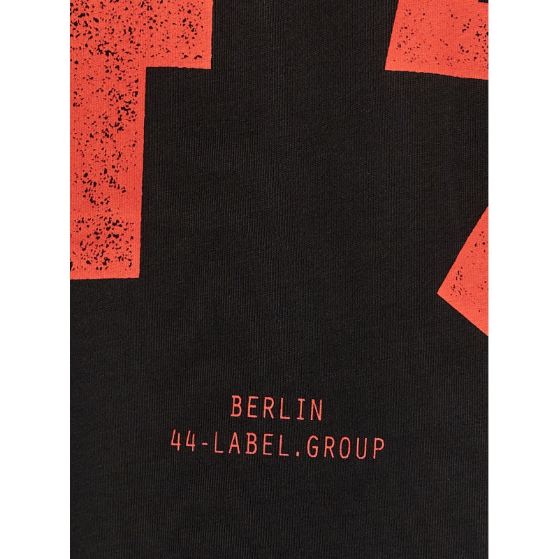 'Guestlist' t-shirt