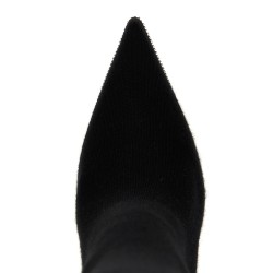 Knitted boots
