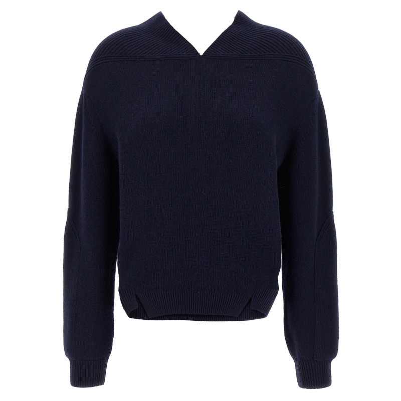 'V-neck Yoke detail' sweater