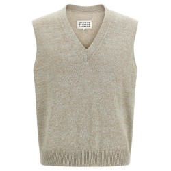 Bouclé knit vest