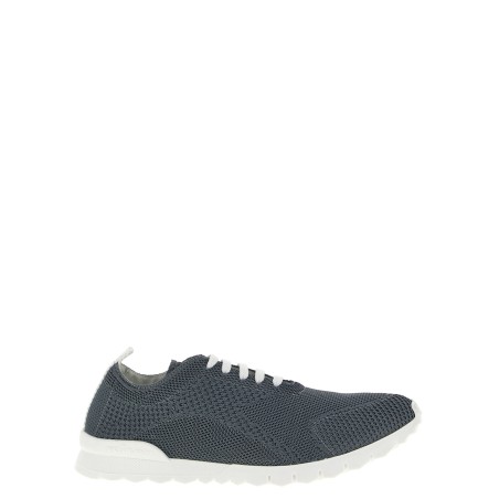 'Fits' sneakers