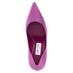 'Love' pumps