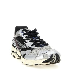 'Wave Rider 10' sneakers