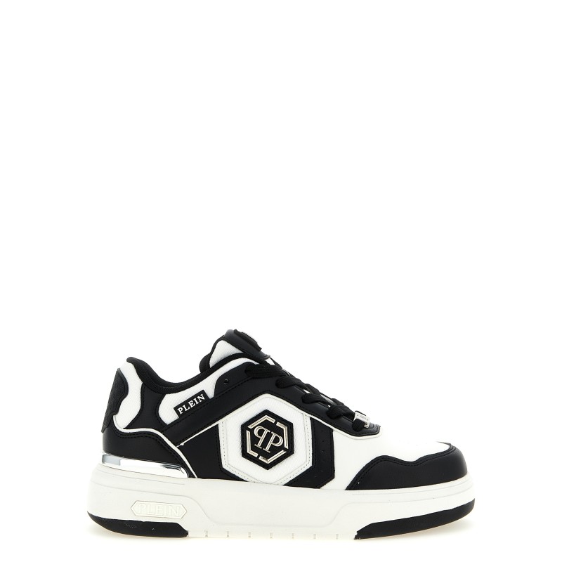 'SK8R' sneakers