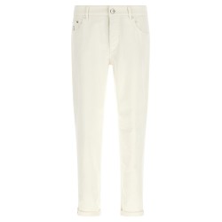 Traditional fit jeans