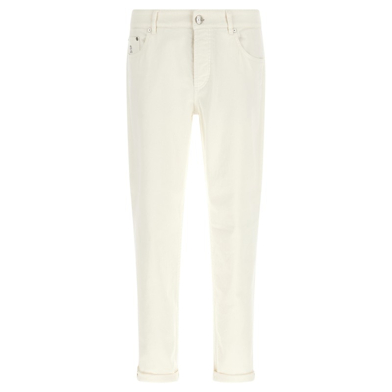 Traditional fit jeans