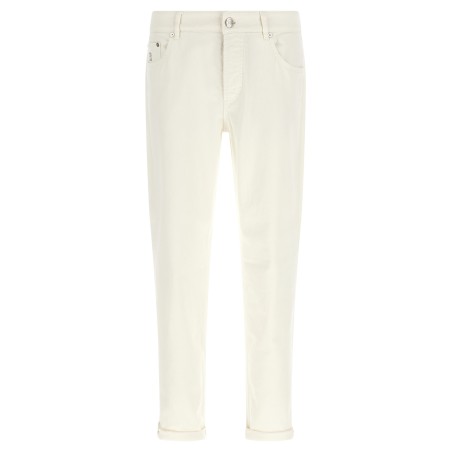 Traditional fit jeans
