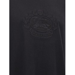 Logo embroidery t-shirt