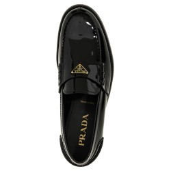 Logo patent leather loafer