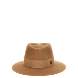 'Andre' hat