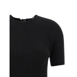 Back closure sweater