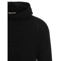 Hooded sweater