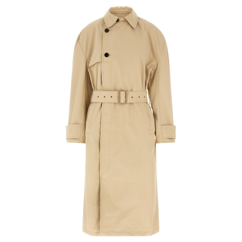 'Classic' trench coat