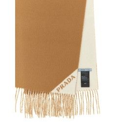 Double-sided scarf