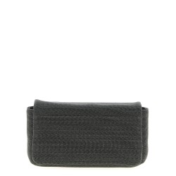 'Precious' clutch